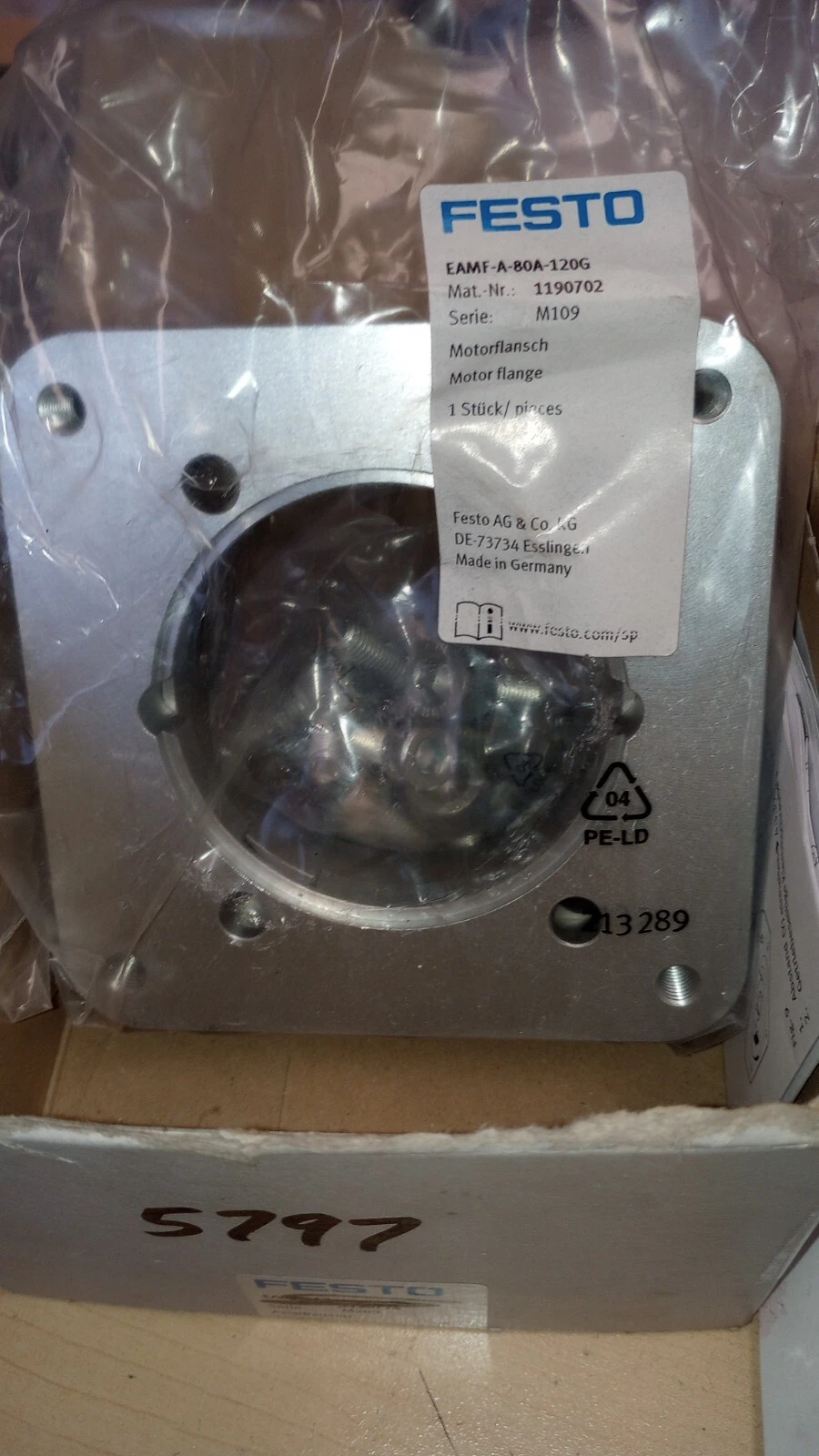 NEW Festo EMAF-A-80A-120G + EAML-80-6-80