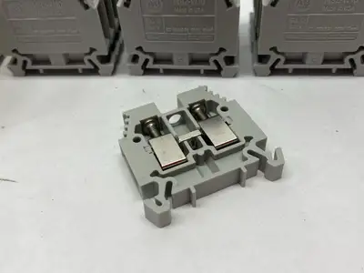 New | in-Stock Allen-Bradley Ser. C Space-Saver Terminal Block, Feed-Through Terminal Blocks Michigan US | Maverick Industrial Sales #1398694