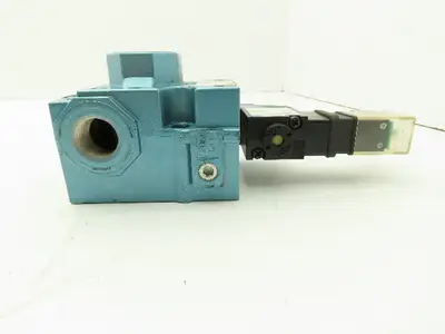 MAC 56C-13-111JD Pneumatic Solenoid 3/2 Spool Valve 120V 1/2" NPT