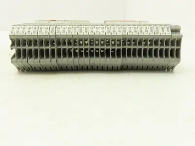 Eaton UT 2.5-4 Feed-Through Terminal Block Gray 4 Wire 150V 20A 2.5mm² Lot of 60