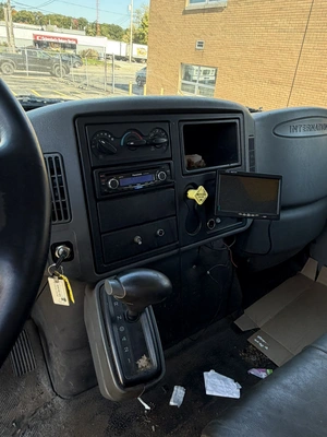 Used 2007 INTERNATIONAL 4300SBA4X2 Box trucks Ohio US | Miedema Asset Management Group #1578114