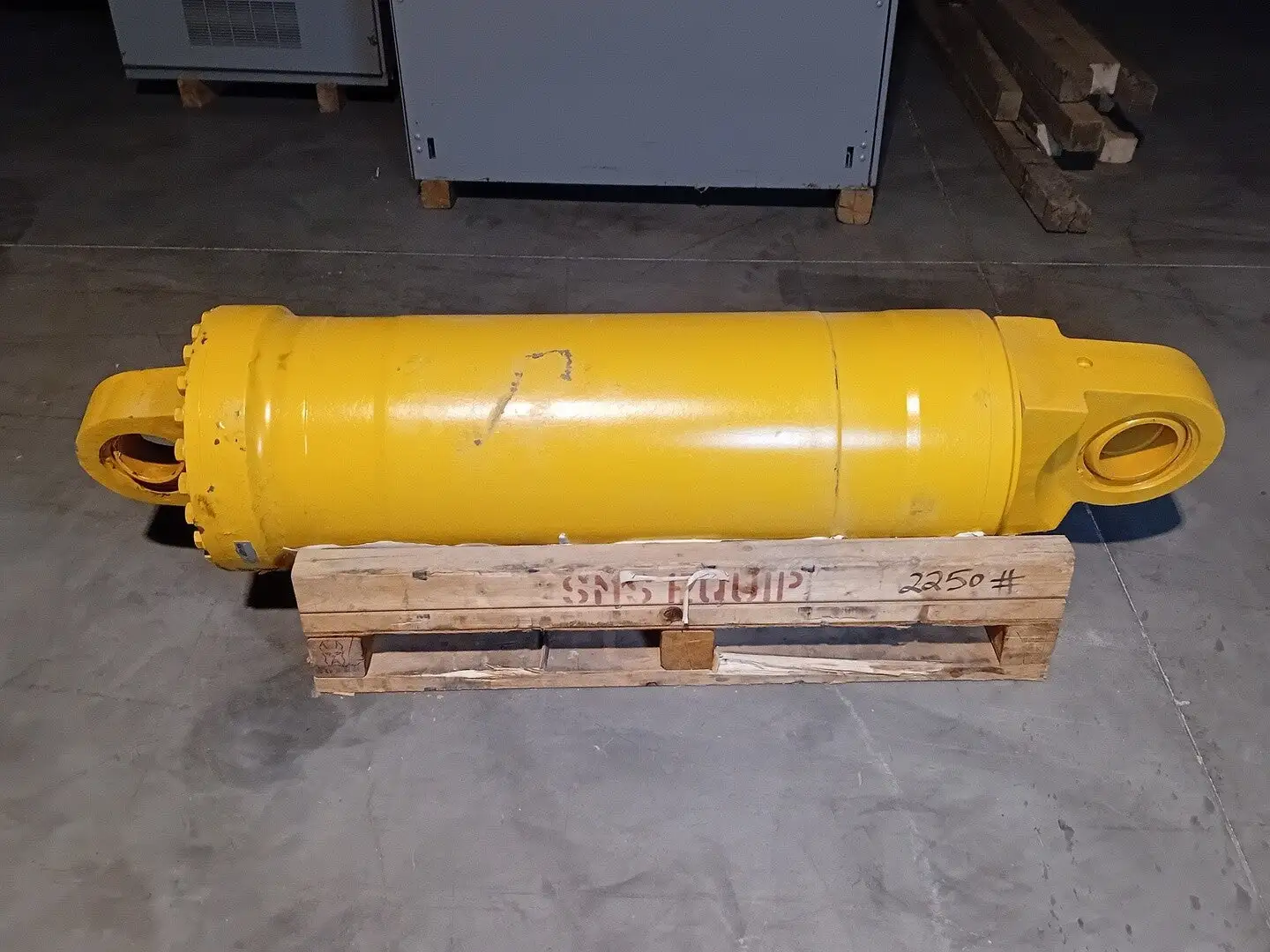 NEW KOMATSU EG9089R