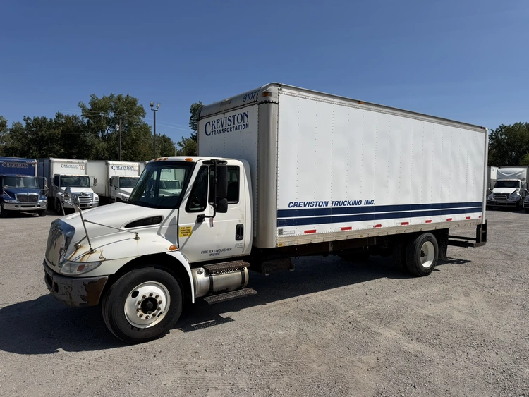 Used 2007 INTERNATIONAL 4300SBA4X2 Box trucks Indiana US | Miedema Asset Management Group #1414581