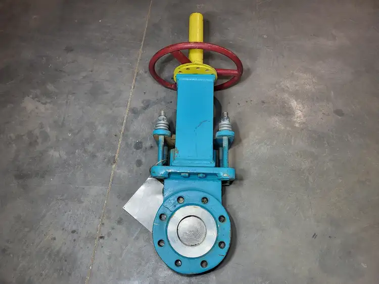 Used ENDURANCE VALVE FV-3-740-300RF-R-CS-SS/HNBR-304-HW-X Valves/Fittings British Columbia CA | Lenmark #368466