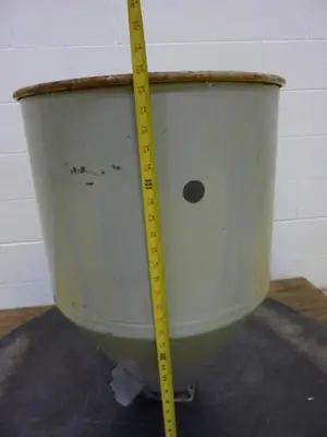 USED METAL FABRICATOR HOPPER321