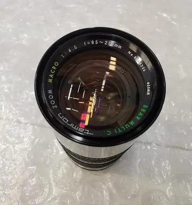 USED TAMRON ZOOM MACRO