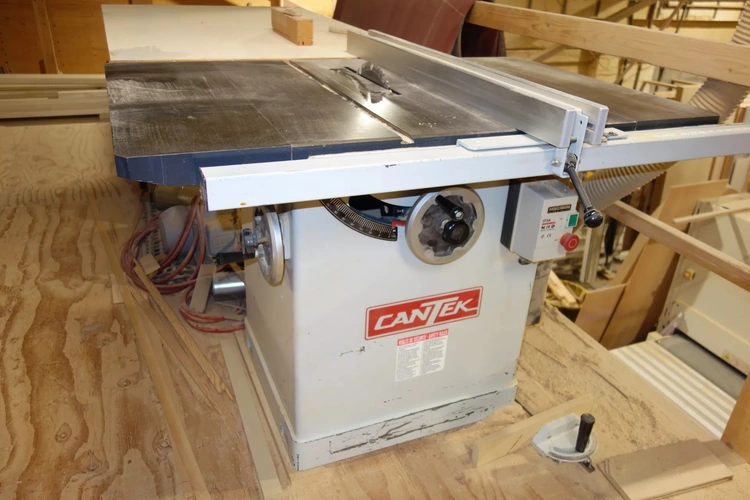 Used _UNKNOWN_ CANTA 12 Woodworking Table Saws | Coast Machinery Group #874897