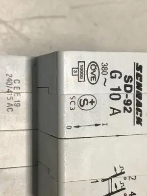 USED SCHRACK SD-92G 10A