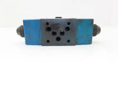 Used VICKERS _UNKNOWN_ Valves/Fittings Indiana US | Arrow Industrial #1316967