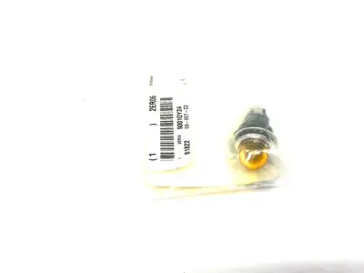NEW SQUARE D YELLOW INCANDESCENT PILOT LIGHT TYPE O