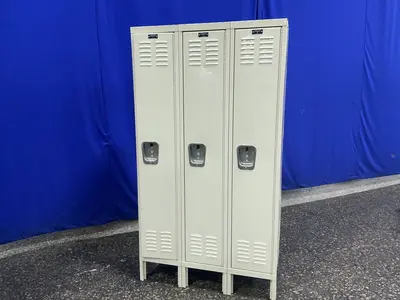 Used HALLOWELL _UNKNOWN_ Cabinets Ohio US | HGR 24 #1439654