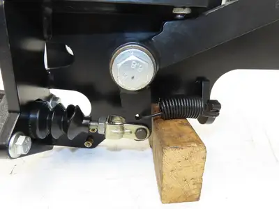Hyster E80XN Forklift Brake Pedal & Master Cylinder & Bracket Assembly
