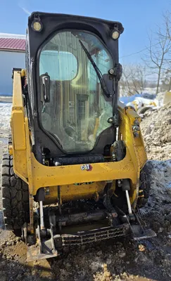 2022 CAT 232D3 skid loader | Iron Listing (17)