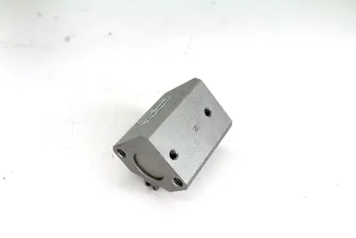 NEW SMC NCDQ2A20-20DCM