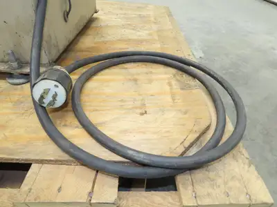 Showa SGK-N Bench Grinder Dust Collector Stand 8" 3000 RPM 230V 3Ph