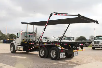 New | in-Stock 2027 PETERBILT 548 Rolloff Trucks Texas US | Roll Off Truck World #1492003
