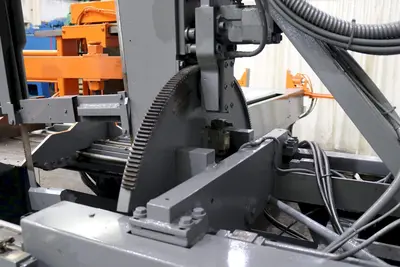 USED 2006 HEM VT130HA-60SS (SMART SAW)