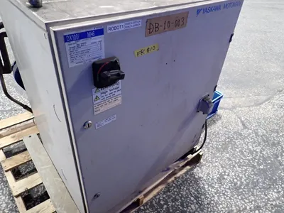 USED 2011 YASKAWA MOTOMAN MOTOMANMH6