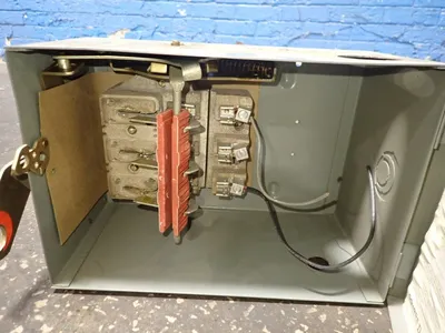 USED SQUARE D PQ4203