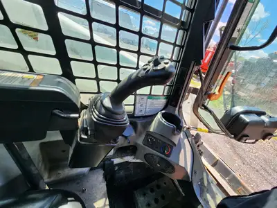 Used 2019 BOBCAT T770 Compact Track Loaders New York US | Abele Tractor #1341443