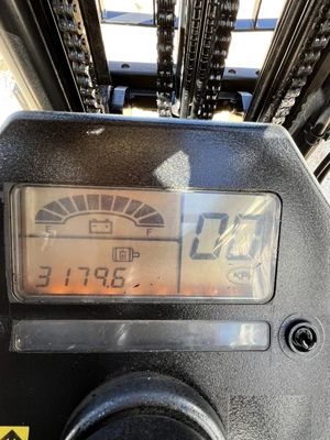 USED 2010 MITSUBISHI FBC30N