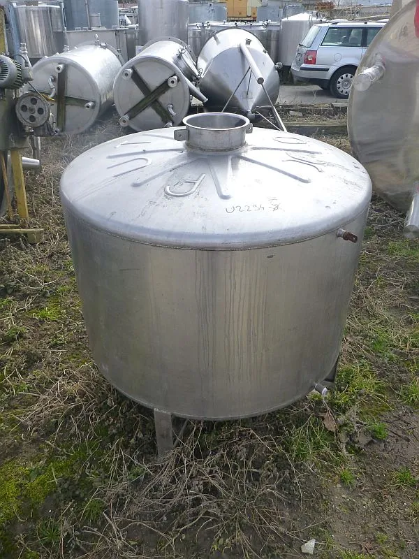 700 l vertical stainless steel storage tank
