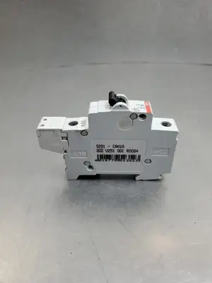 USED ABB S201-C8H10 Circuit Breaker, 1P, 8A, 230/400VAC