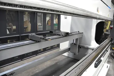 USED LVD PPEB TURBO 220 TON X 4200 MM CNC