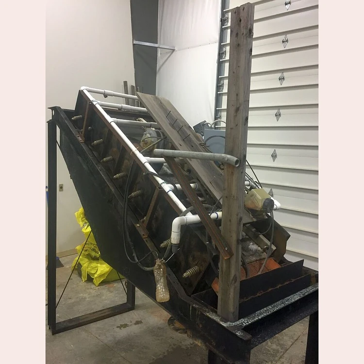 Used 1988 _UNKNOWN_ K24-72A-3SDD Vibratory Screens Nebraska US | Savona Equipment LTD #1171041