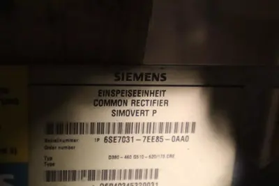 SIEMENS 6SE7031-7EE85-0AA0 Unit SIMOVERT Masterdrives 6SE76-0EF85-0EA0 STK S-402