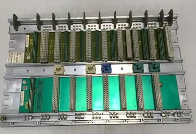 USED SIEMENS 6ES5 700-2LA12