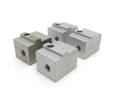 USED 80/20 15 SERIES ALUMINUM PANEL MOUNT BLOCK LOT OF 4