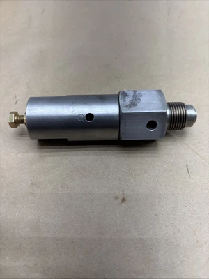 NIKKISO OIL RELIEF VALVE 2S4Ay-3.7V-76D1ESP  M50-0715A