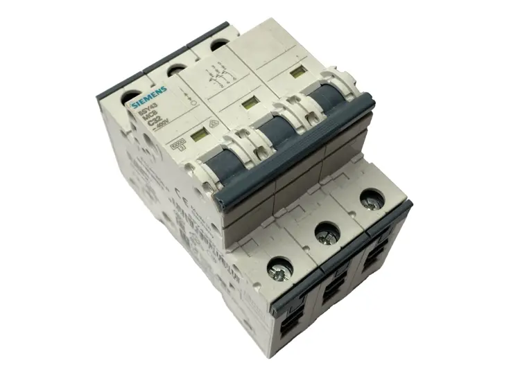 Used SIEMENS MINIATURE CIRCUIT BREAKER 3-POLE 32A 400V Circuit Breakers | Maverick Industrial Sales #1105965