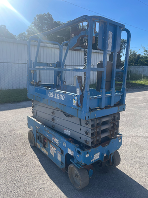 Used 2019 GS-1930 Genie Scissor Lifters Florida US | Stack Equipment #1418922