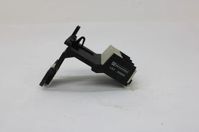 NEW TELEMECANIQUE LA7-D1064