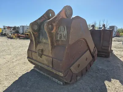 10 Ton Excavator Bucket 123