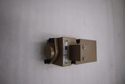 ROSS CONTROLS 2153E5916 / 2153E5916 NEW OPEN BOX STK H1622