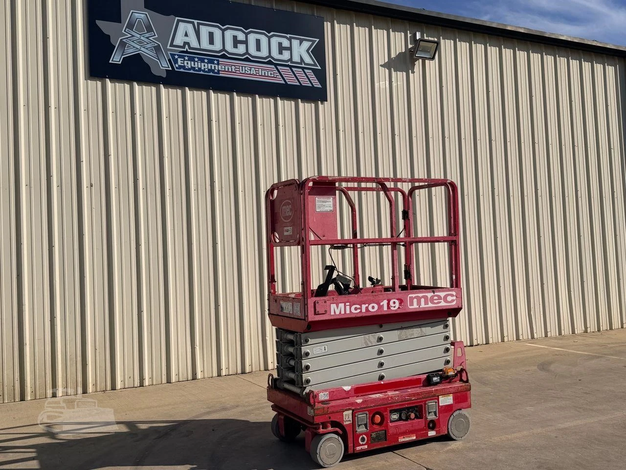 Used 2018 MEC MICRO 19 Scissor Lifters Texas US | Adcock Equipment USA #1540684