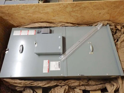 NEW SQUARE D EZM31200GCBTMS