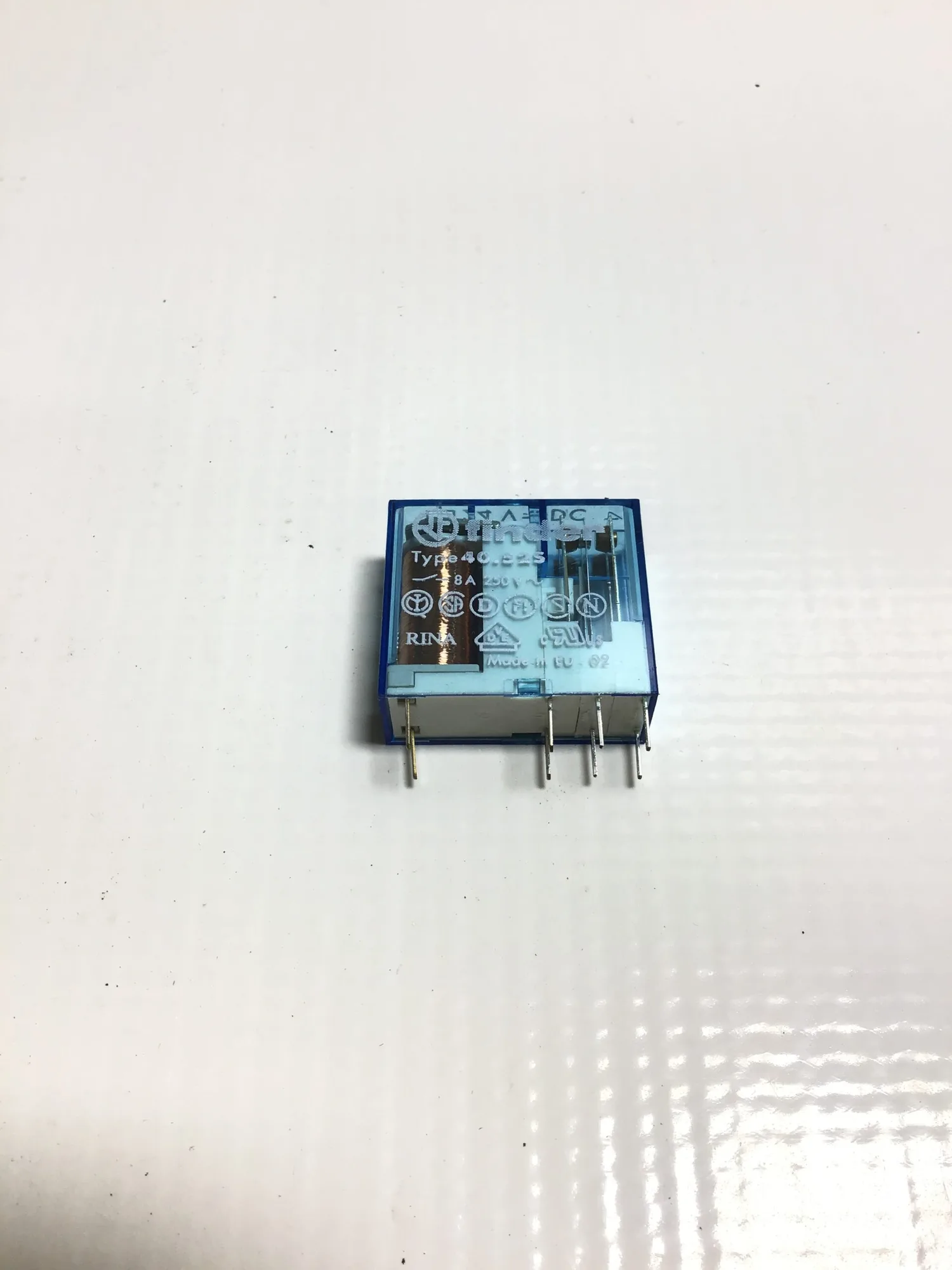 Finder 40.52S Miniature PCB/Plug-In Relay 8A (Lot of 9)