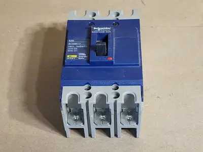 Used SCHNEIDER ELECTRIC EZD100E 40A Switchgears British Columbia CA | Lenmark #239899