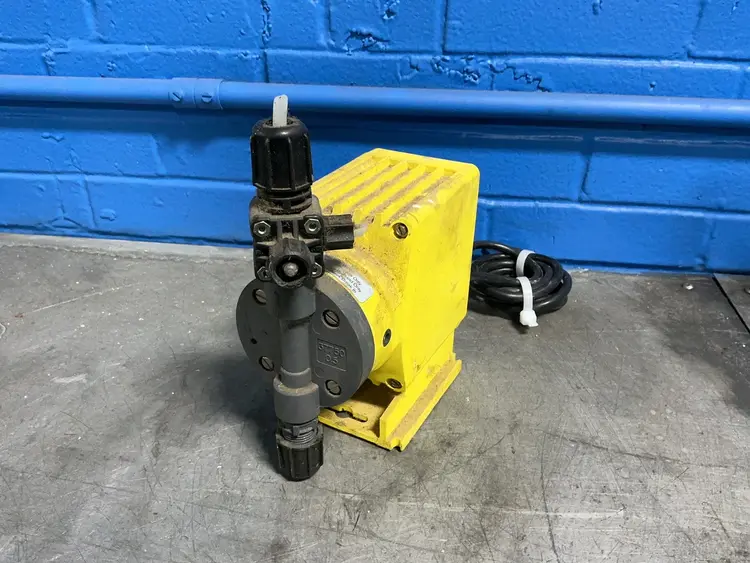 Used LMI MILTON ROY P121358TI Pumps Ohio US | HGR 24 #1232635