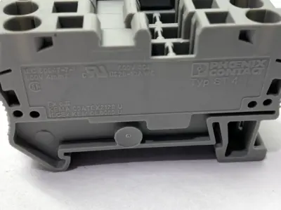 USED PHOENIX CONTACT FEED THROUGH TERMINAL BLOCK 3031445 LOT OF 10