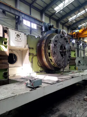 USED 1990 KOMATSU PRESSES KOMATSU E4T2500-07-70 MF-D PRESS