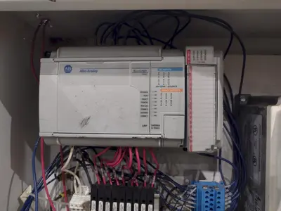 PRESS CONTROL ELECTRIC PANEL WITH BALDOR VARIABLE SPEED DRIVE & ALLEN BRADLEY MICRO LOGIX 1500 CONTROL PLC : YOBRO 25099
