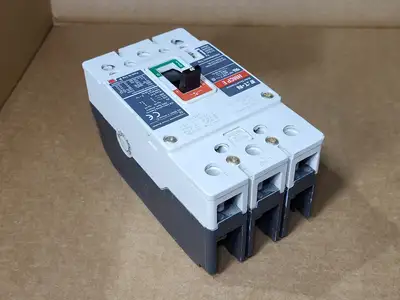 Used EATON HMCPE030H1C Switchgears British Columbia CA | Lenmark #477712