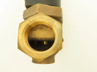 Magnatrol 18G26 Bronze Solenoid Valve 1-1/2"NPT 120V Full Port Normally Closed