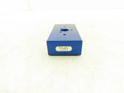 New Way S124002 Air Bearing Flat Rectangular 40mm X 80mm 60PSI M5 X .8 Air Inlet