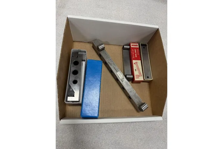 Used _UNKNOWN_ _UNKNOWN_ Sine Plates Utah US | KD Auctions #1549503